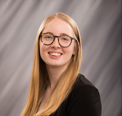 Headshot of Ashley Thomazin